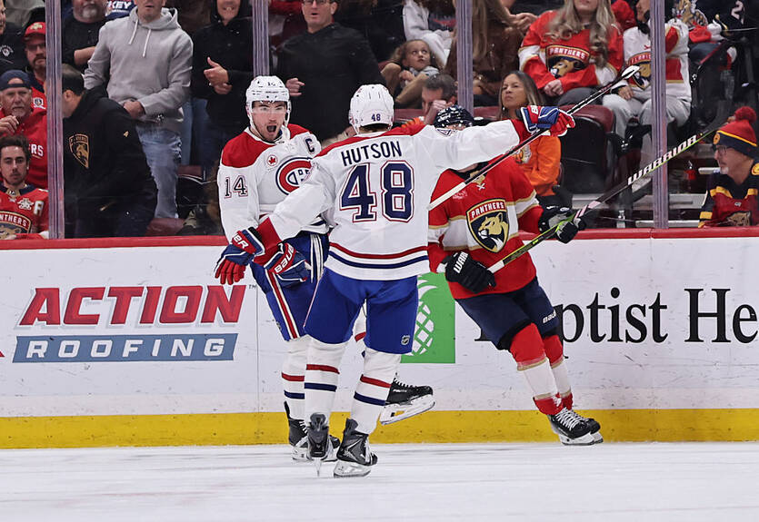 НХЛ: Айлендерс обіграв Чикаго за буллітами, Ванкувер пропустив 6 голів від Філадельфії