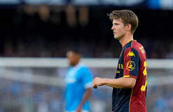 Рома нацелилась на одноклубника Малиновского