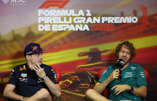 Эксцентричный функционер сделал выбор между Ферстаппеном и Феттелем Эксцентричный функционер сделал выбор между Ферстаппеном и Феттелем