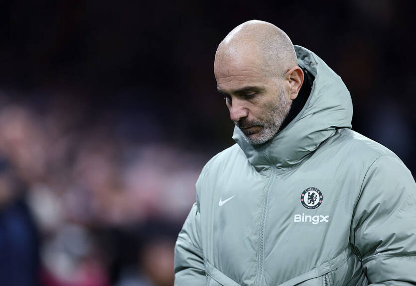 Челси официально распрощался с главным тренером