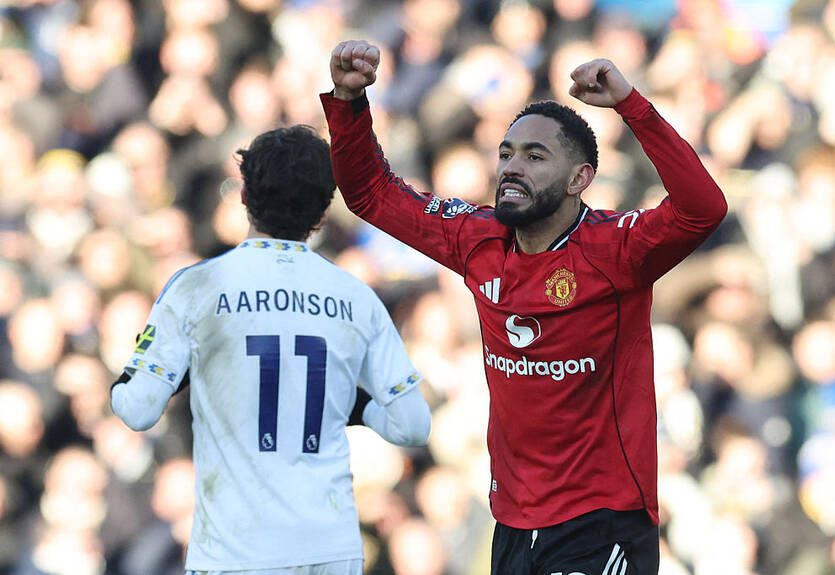 Манчестер Юнайтед поділив очки з Лідсом