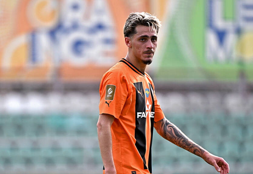 Португальський гранд стежить за хавбеком українського клубу