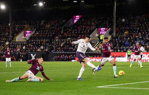 МЮ не удержал победу над Бернли