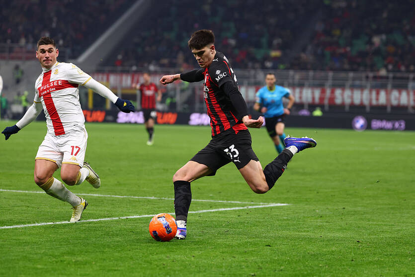 Руслан Малиновский (слева) / Getty Images