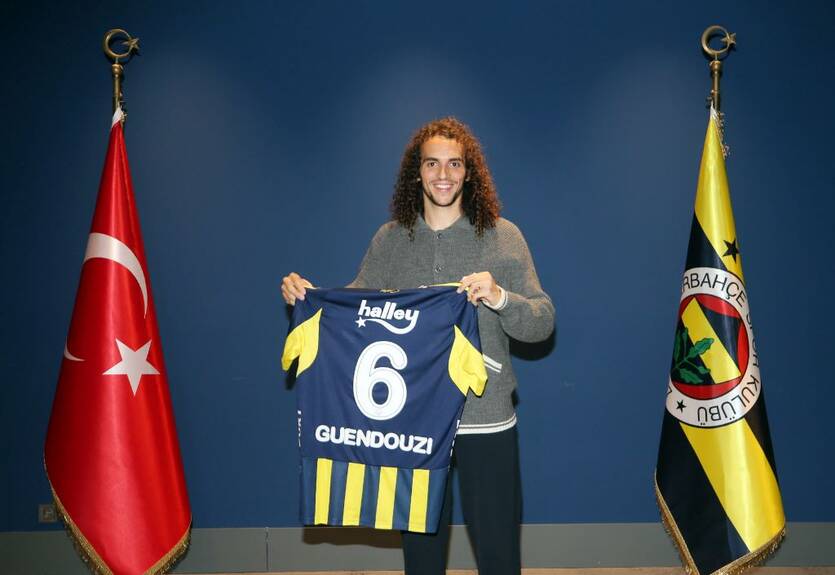 Фенербахче приобрел звезду Серии A