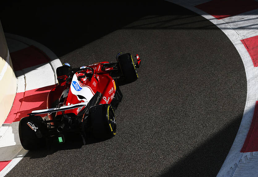 Феррари представила новую машину для сезона 2026