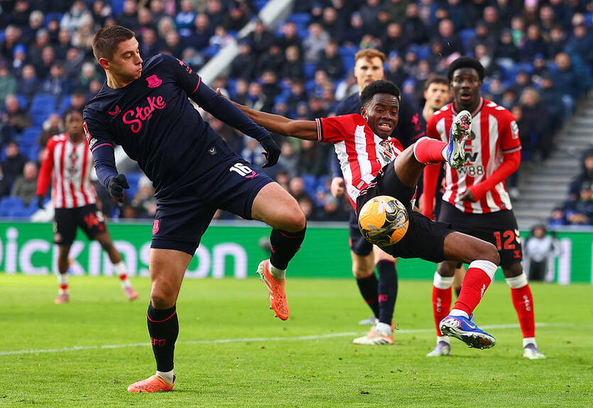 Евертон Миколенка вилетів із Кубка Англії від Сандерленда