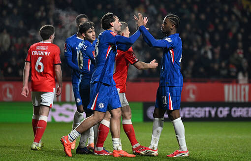 Челси разгромил в дерби Чарльтон в Кубке Англии