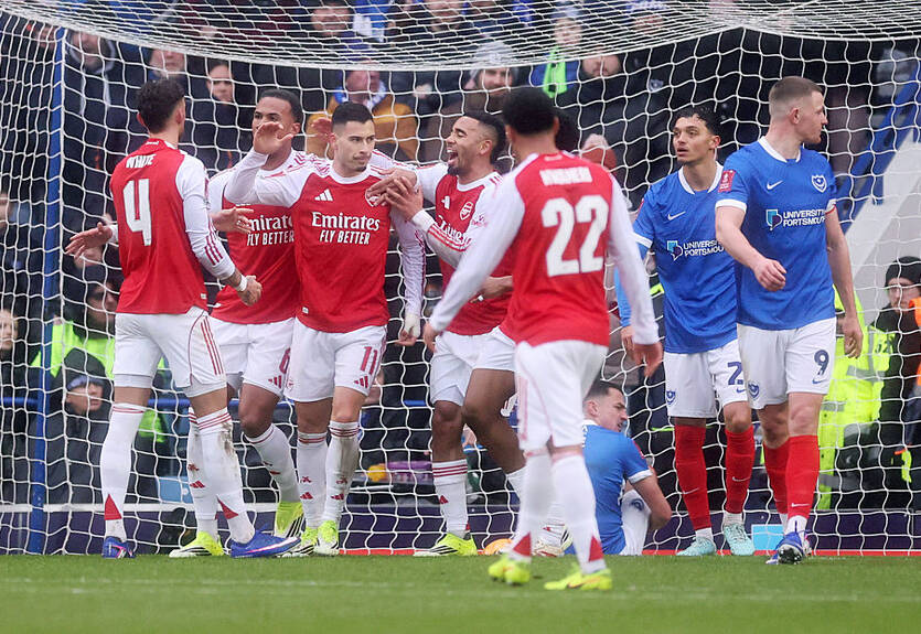 Арсенал с хет-триком Мартинелли разобрался в Кубке Англии с Портсмутом