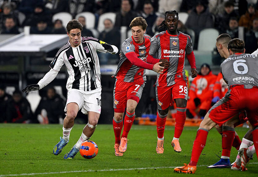 Ювентус легко разгромил Кремонезе