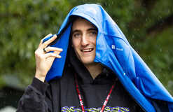 Альпин покинул один из пилотов