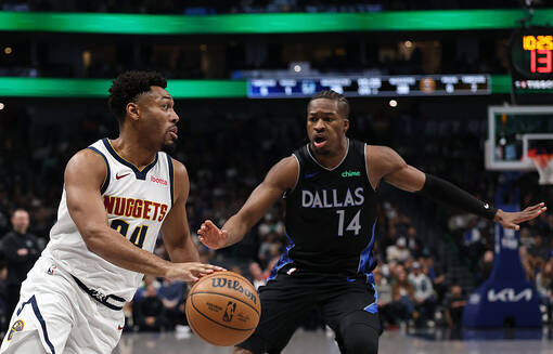 НБА: Денвер без Йокича переиграл Даллас, Юта без Михайлюка проиграла Чикаго