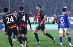 Милан сдержал натиск Комо и вырвал важные три очка