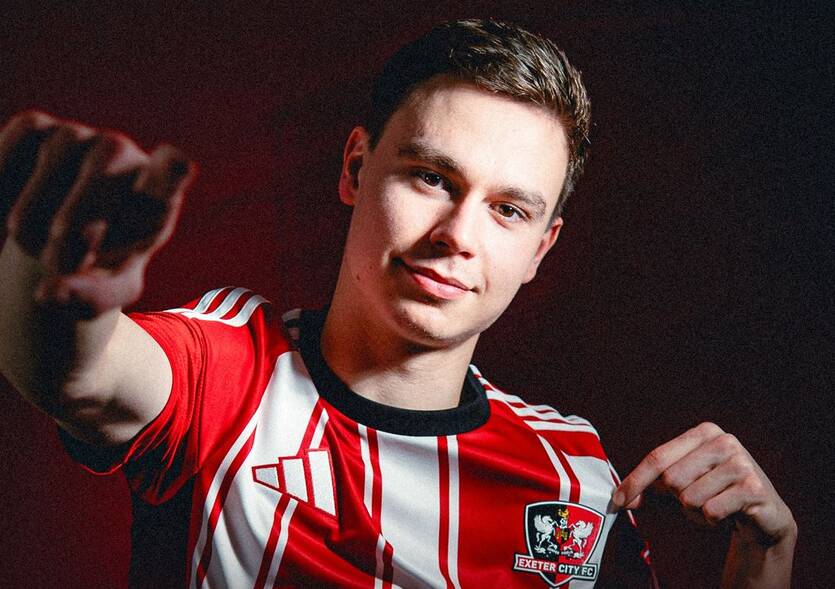 Тимур Тутєров / Exeter City FC