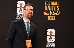 Ван Нистелрой нашел новую работу