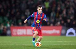 Атлетико Мадрид хочет подписать хавбека Барселоны