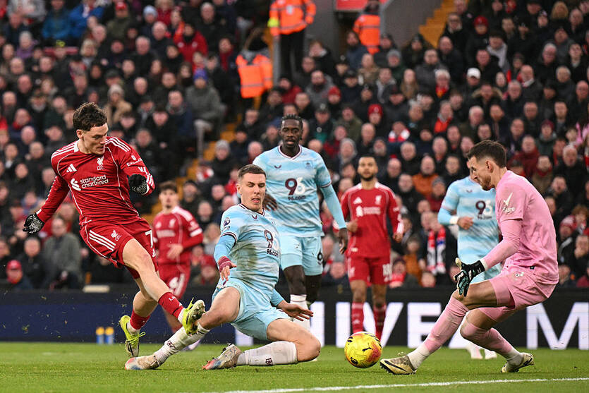 Ливерпуль и Бернли сыграли вничью / Getty Images