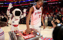 Дюрант обошел Новицки в списке лучших бомбардиров в истории