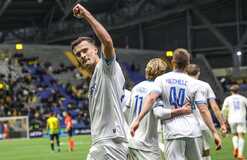 Брюгге уверенно переиграл Кайрат