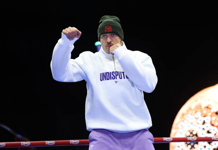 Команда Усика ведет переговоры с Zuffa Boxing