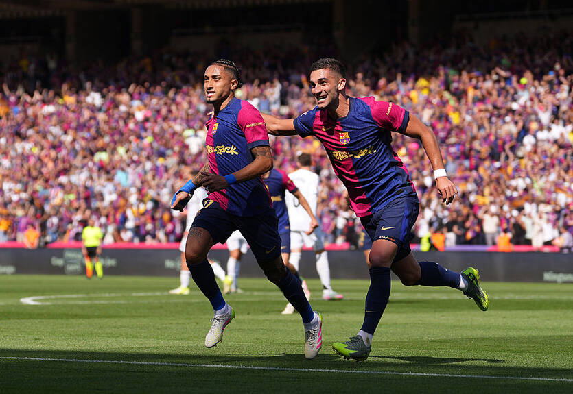 Барселона сообщила детали травм Рафиньи и Феррана Торреса