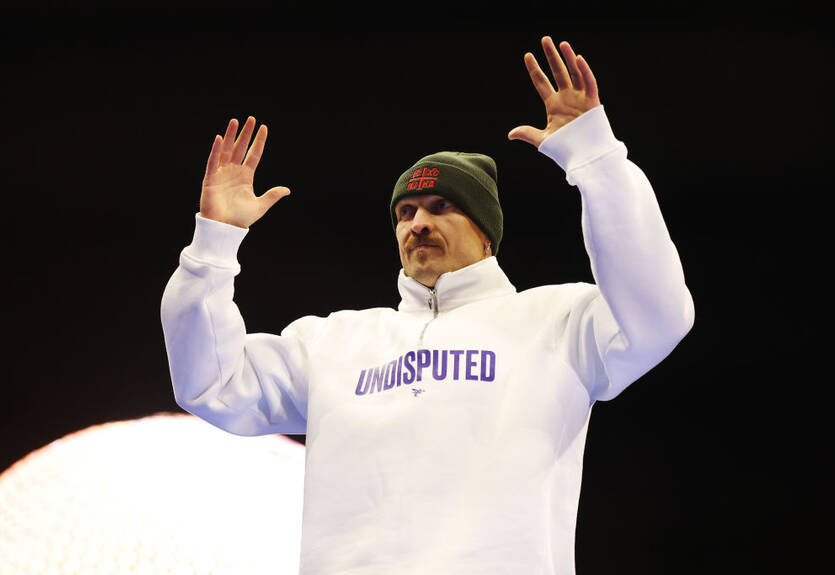 Директор команды Усика ответил, возможен ли бой с временным чемпионом WBC Директор команды Усика ответил, возможен ли бой с временным чемпионом WBC