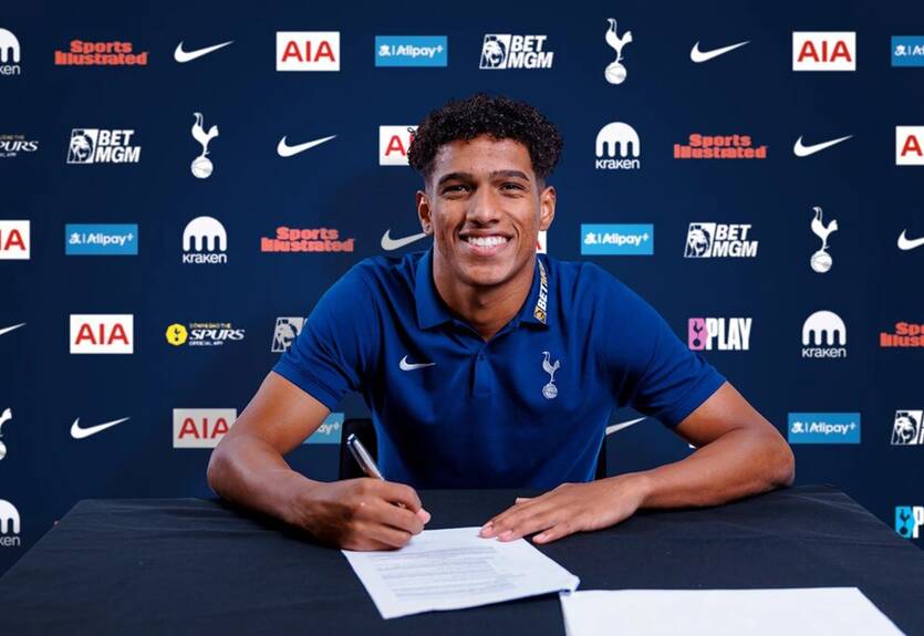 Тоттенгем підписав талановитого вінгбека