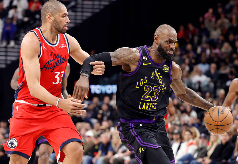 НБА: Клипперс обыграли Лейкерс, Юта с Михайлюком не справилась с Сан-Антонио