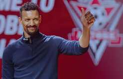 Легенда сборной Португалии возобновил карьеру и трудоустроился в Казахстане