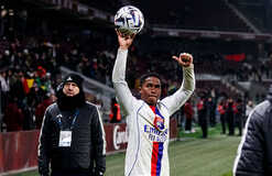 Эндрик хет-триком обеспечил Лиону разгром Меца