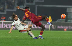 Рома расписала ничью с Миланом