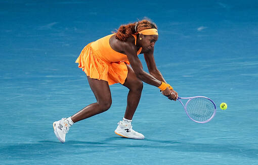 Гауфф разбила ракетку в подтрибунке после матча против Свитолиной