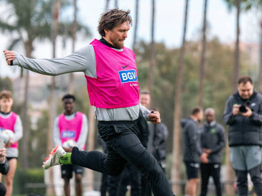 Александр Усик