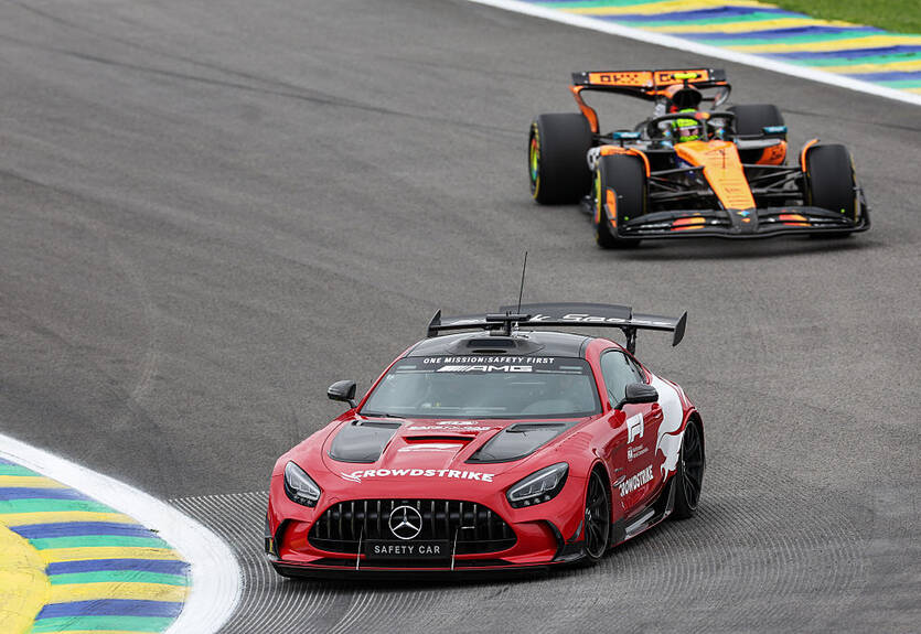 Мерседес залишиться постачальником техніки для Формули-1 у 2026 році