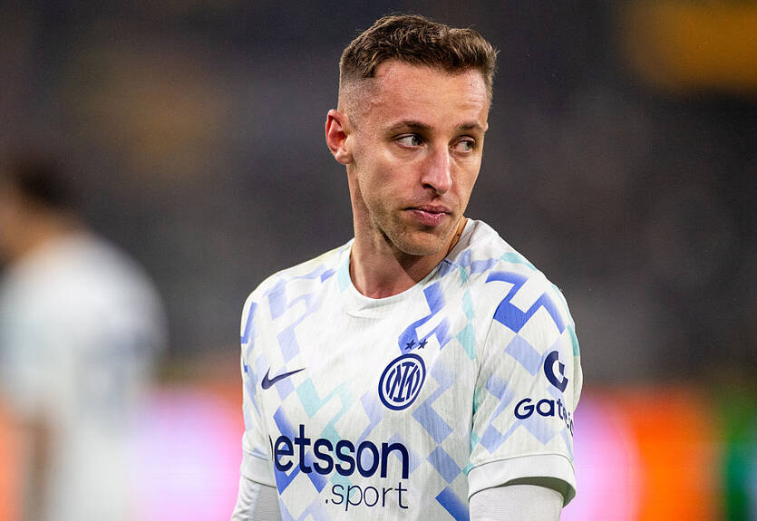 Бывшая команда Зинченко готова подписать форварда Интера