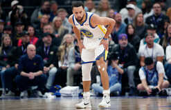 Стефен Карри получил повреждение Стефен Карри получил повреждение