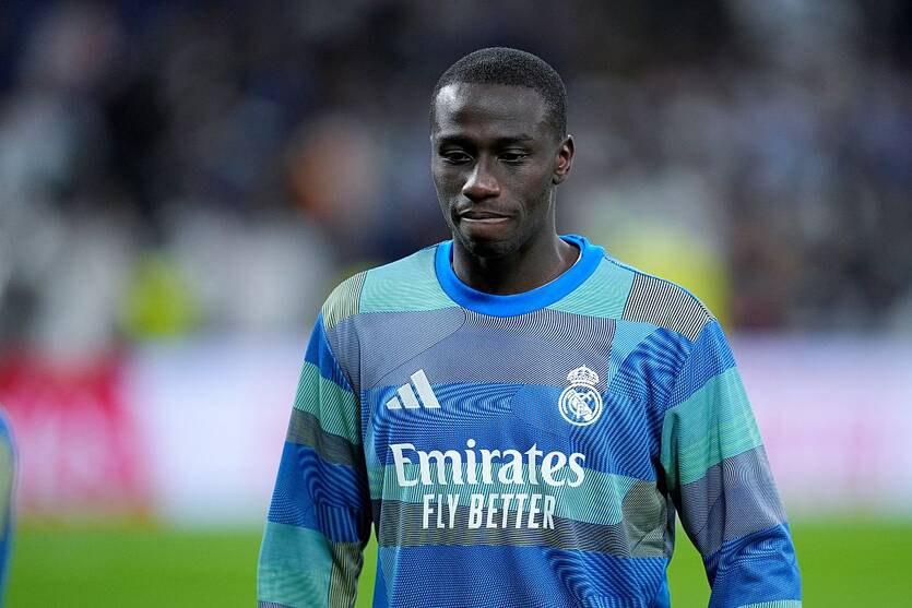 Менди  / Getty Images