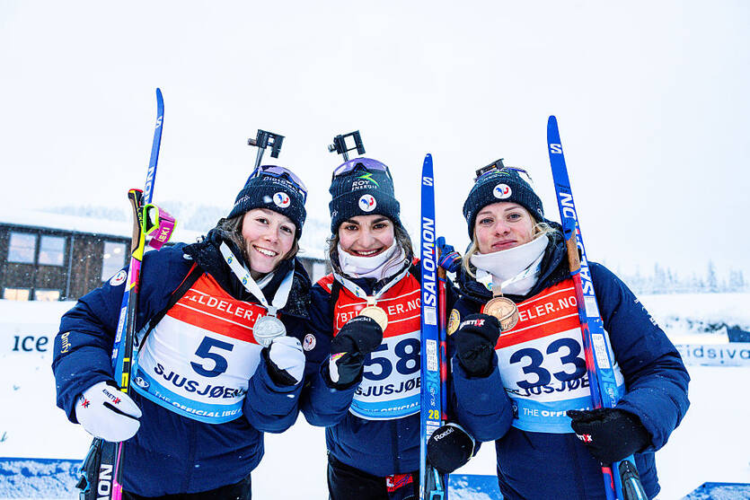 Жилонн Гигонна (в центре) / Getty Images