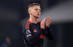 Зинченко посетил матч Аякса перед переходом в амстердамский клуб