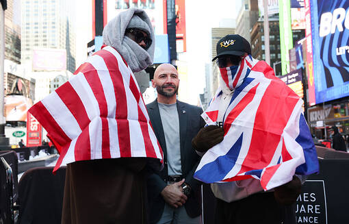 Вайлдер і Чісора влаштували першу дуель поглядів перед боєм