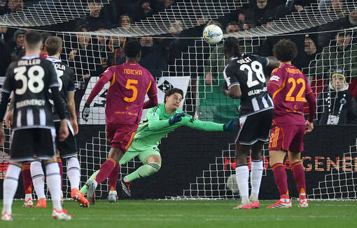 Рома потерпела гостевое поражение от Удинезе