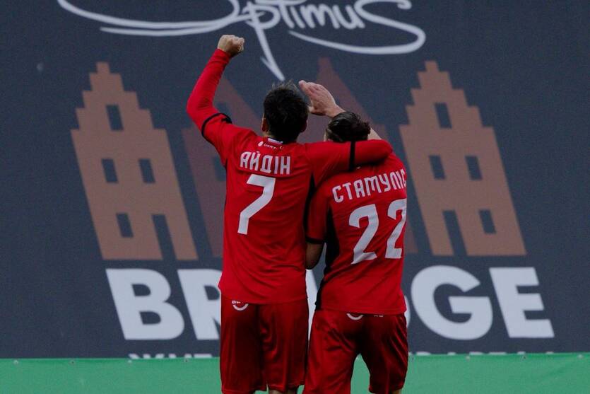 Эрен Айдин (слева) / НК Верес