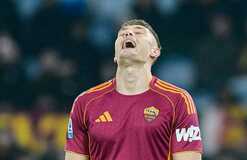 Рома исключила Довбика из заявки на Лигу Европы