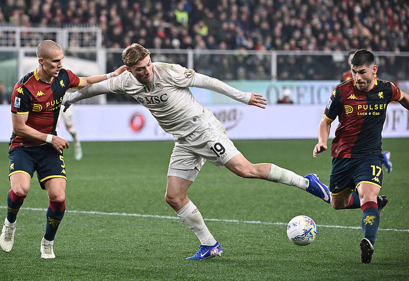 Дженоа с голом Малиновского и в большинстве не удержала ничью против Наполи