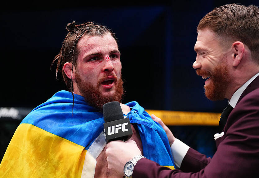 "Ну ты и тупой": Донченко - о победе над Мороно