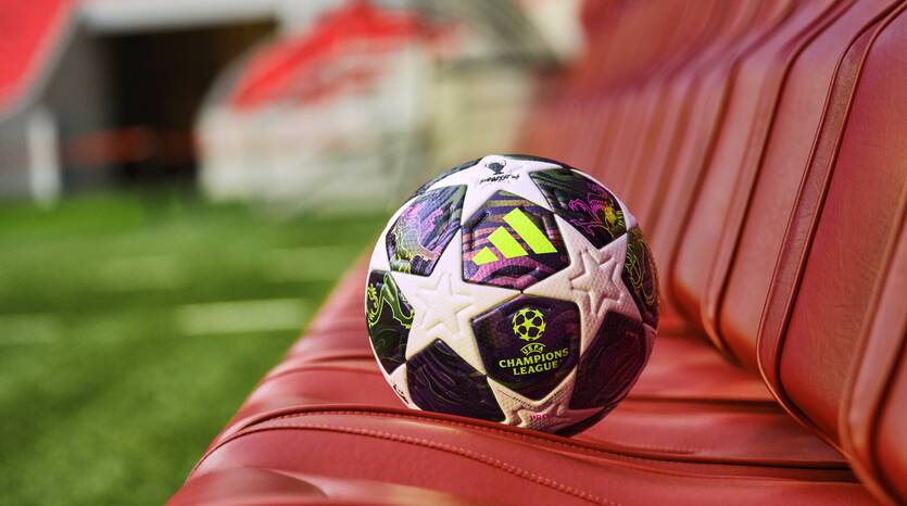 Мяч финала Лиги чемпионов / УЕФА