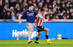 Брентфорд Ярмолюка отобрал очки у Арсенала