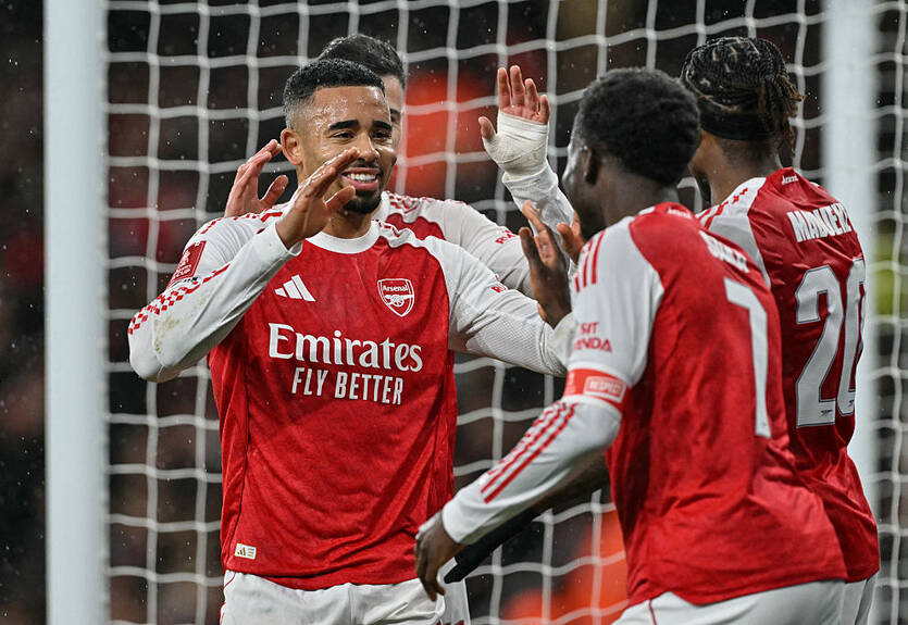 Арсенал за півгодини розгромив Віган у Кубку Англії