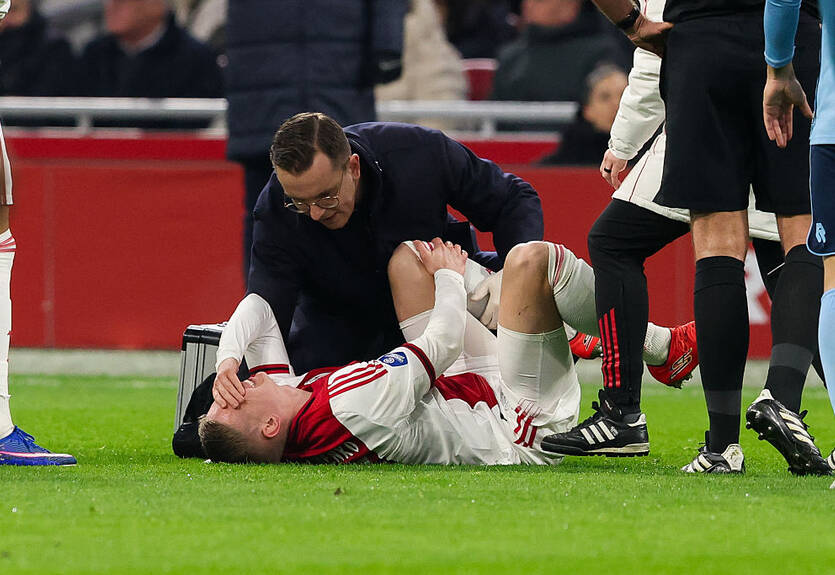 "Відчуваю провину перед Аяксом": Зінченко відреагував на свою травму