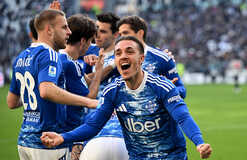 Ювентус дома проиграл Комо